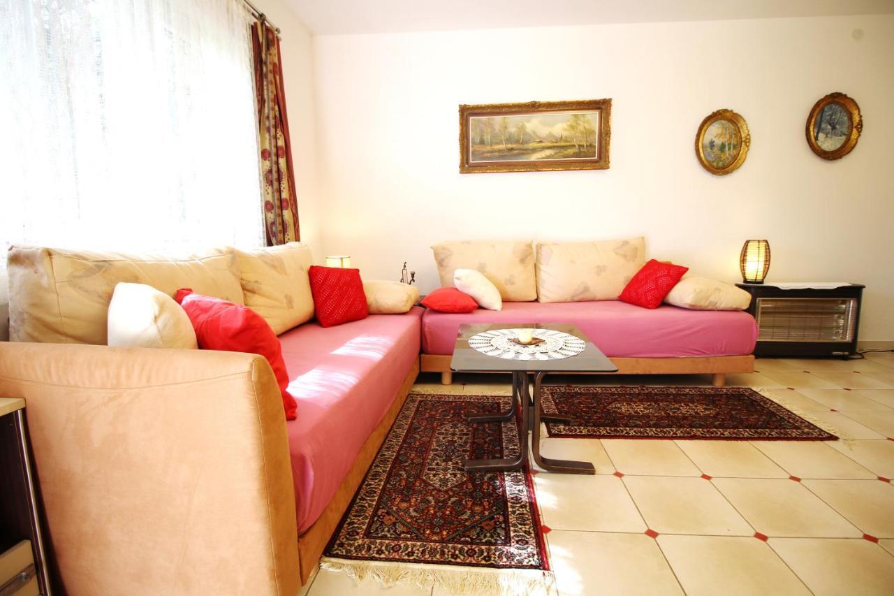 Apartment Duda เพทรอซาเน ภายนอก รูปภาพ