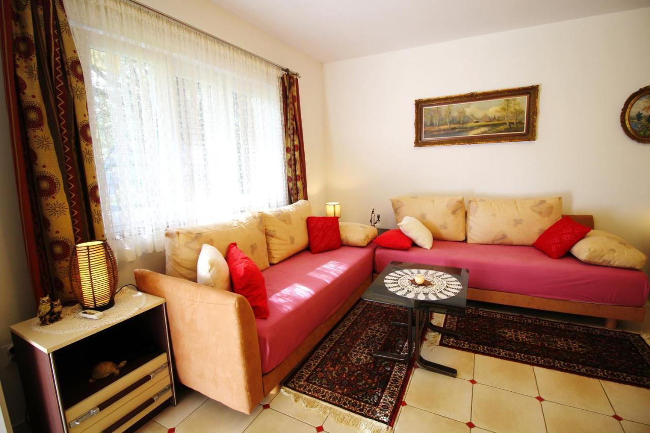 Apartment Duda เพทรอซาเน ภายนอก รูปภาพ